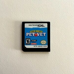 Paws & Claws: Pet Vet Nintendo DS Game
